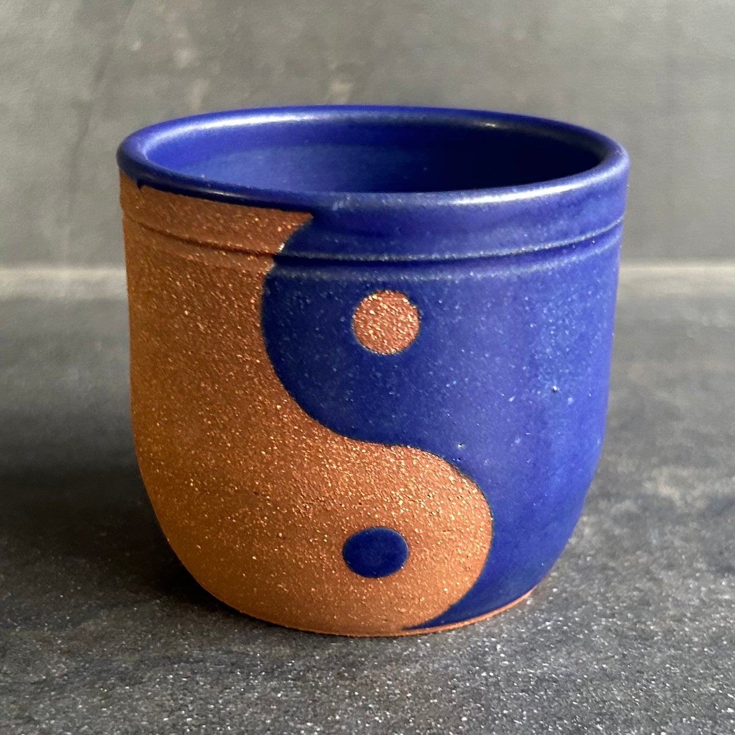 Yin Yang Espresso Cup -Blue Matte / Rust