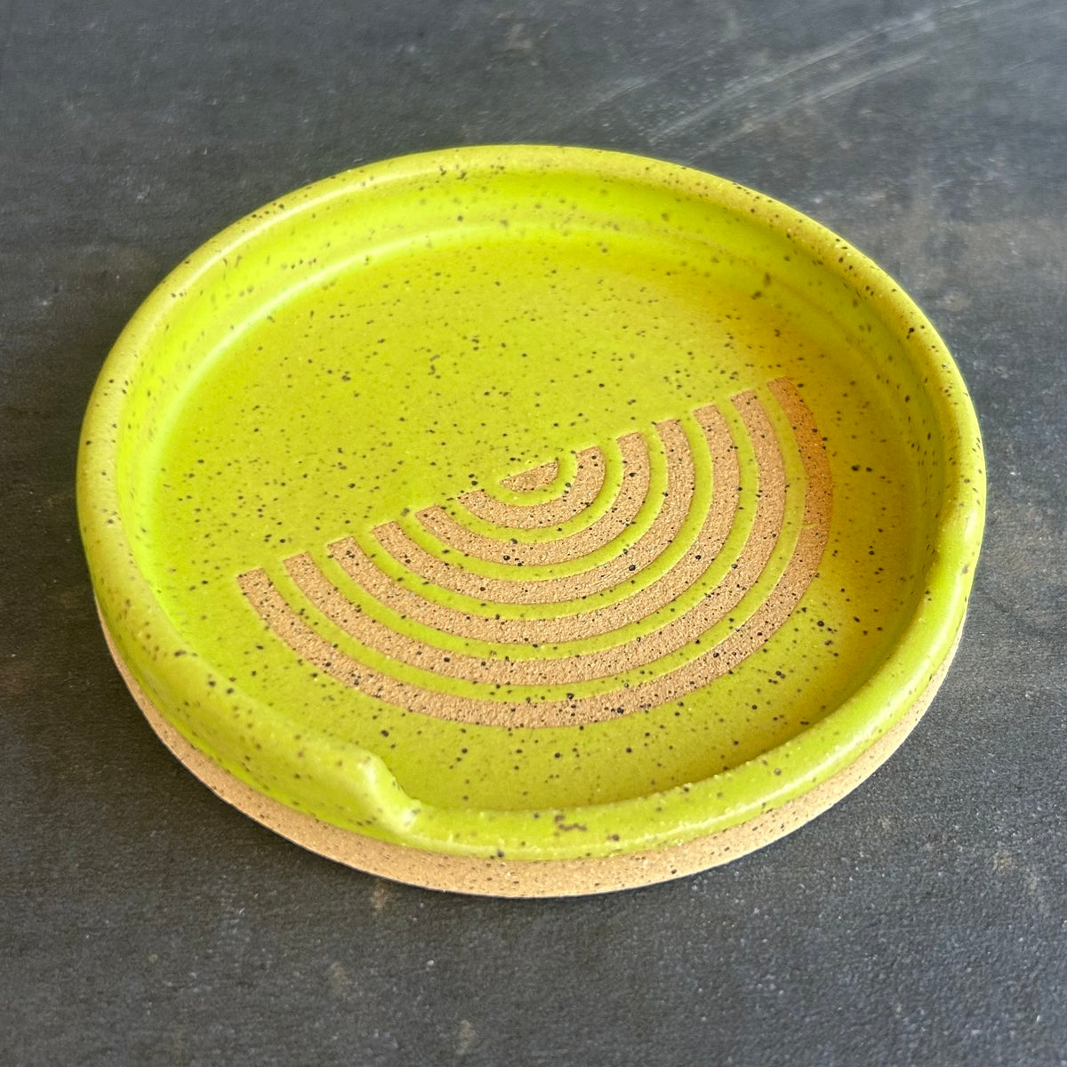 Half Circle Coaster - Citrus Matte / Speckled Buff
