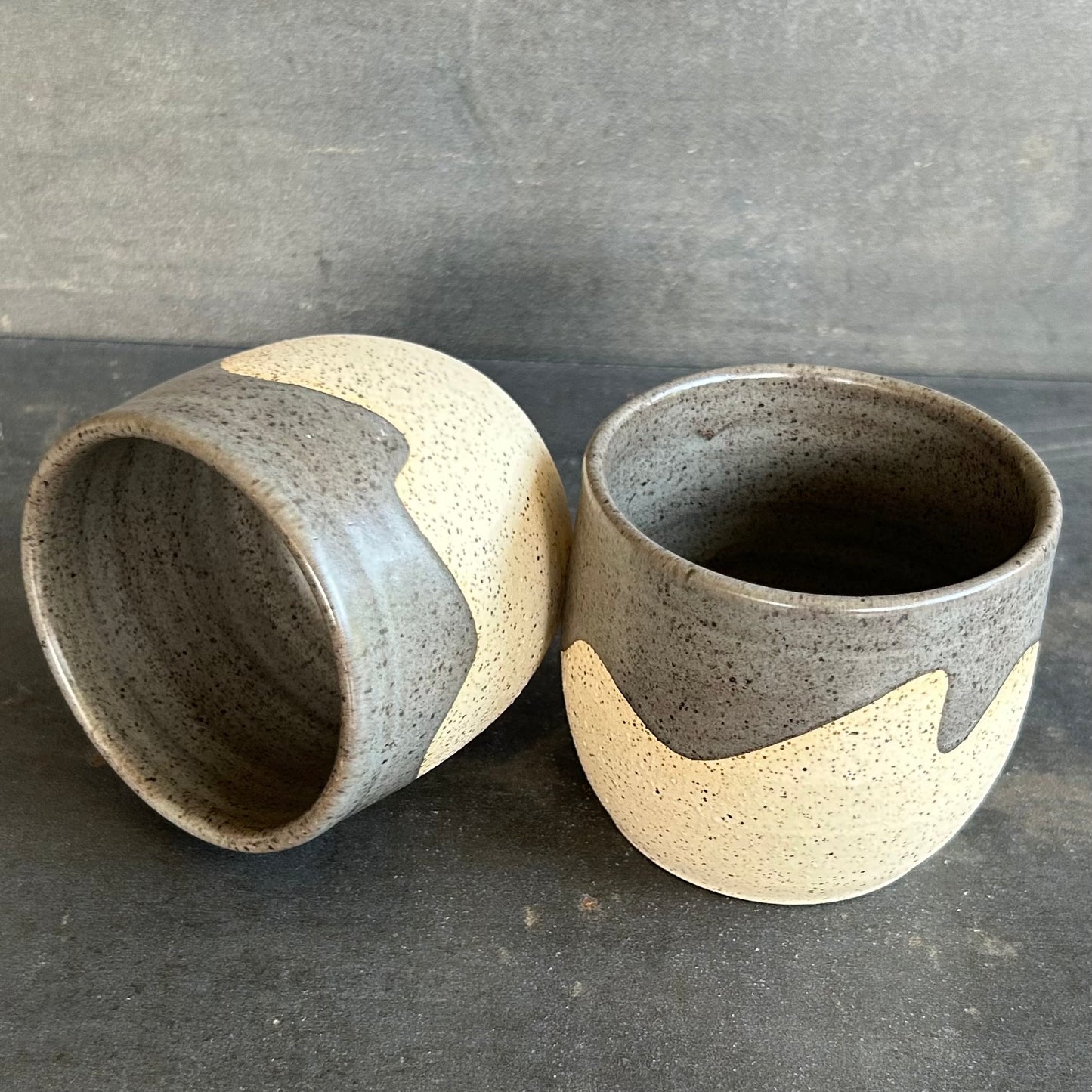 8oz Wave Cup - Gray / Speckled White