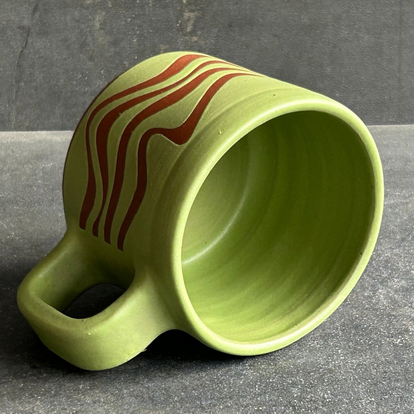 Mini Wave Mug - Green Matte / Rust