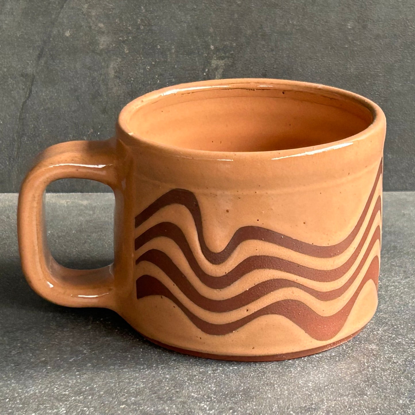 Mini Wave Mug - Nude / Rust