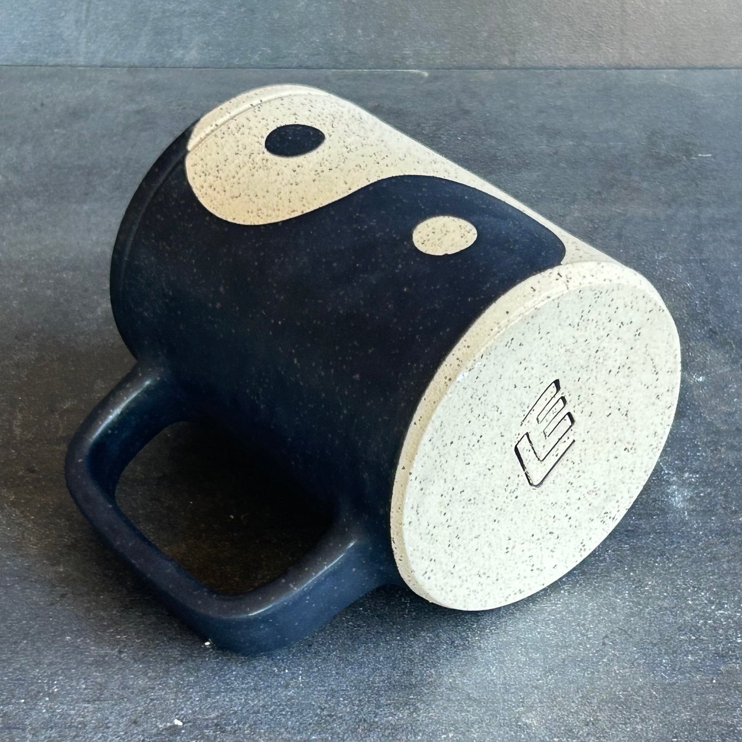 Yin Yang Mug - Matte Black / Speckle