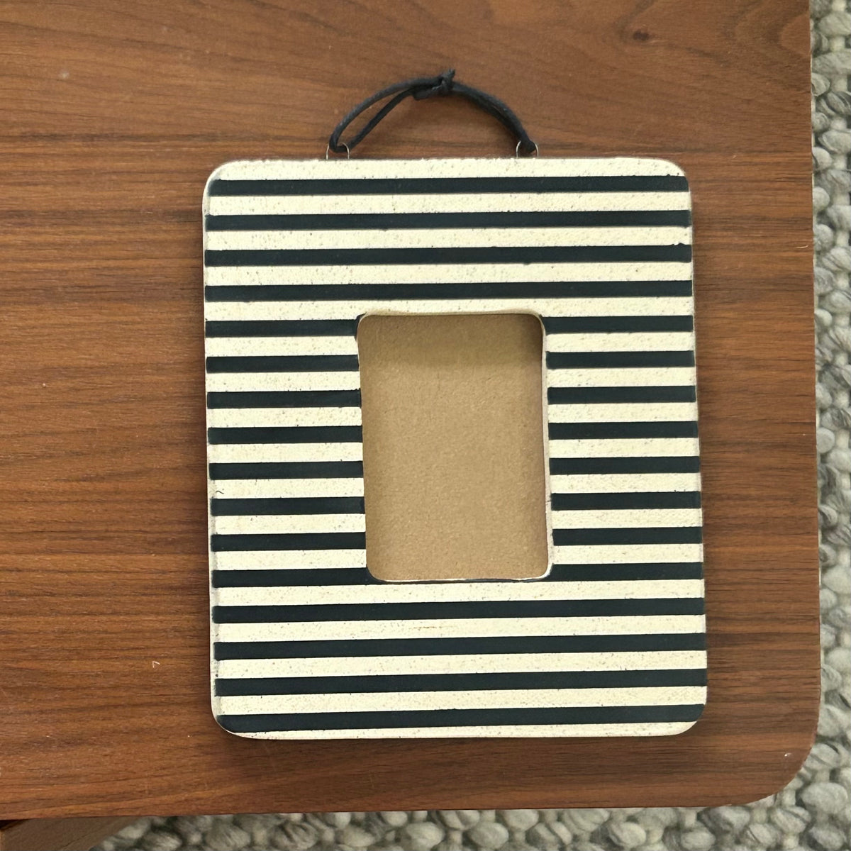 2.5x3.5 Stripe Frame - Black / White Speckle