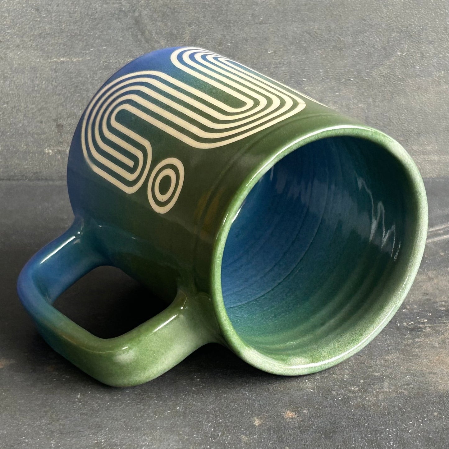 Big Wave Mug - Fade Blue to Green