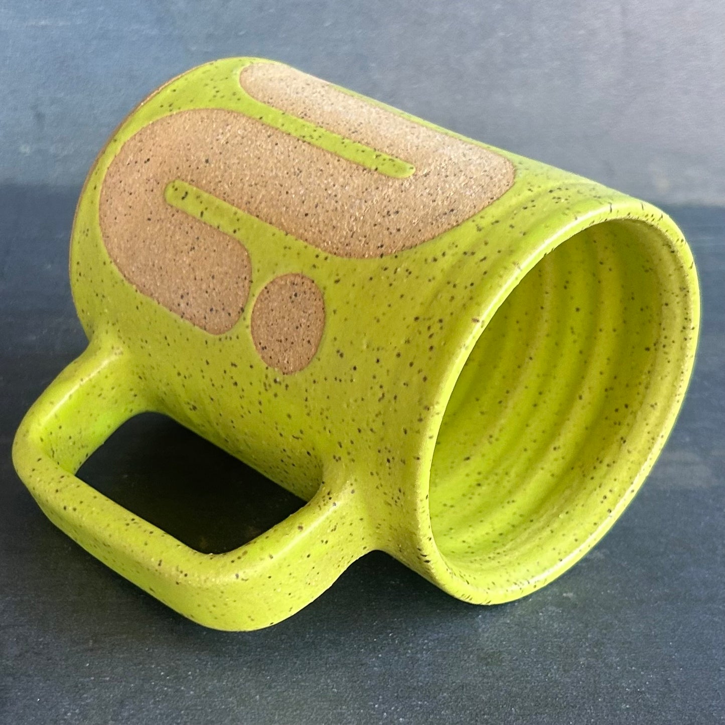 Big Wave Mug (solid) - Citrus Matte / Speckled Buff