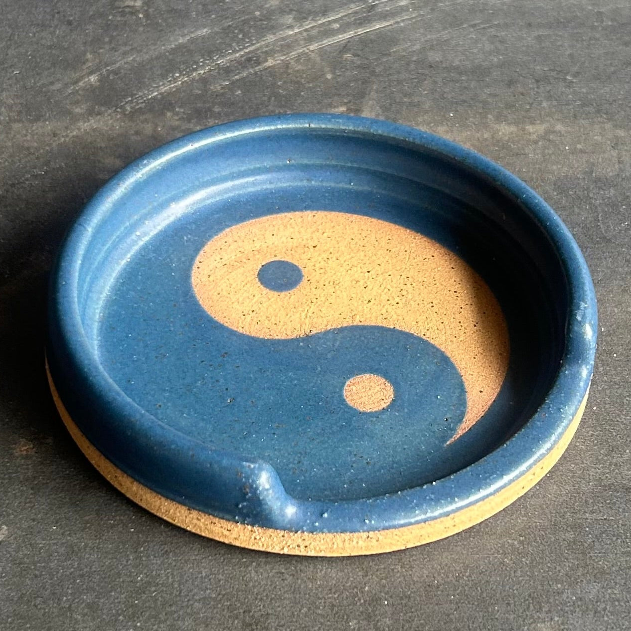 Yin Yang Coaster - Midnight Blue / Speckled Buff