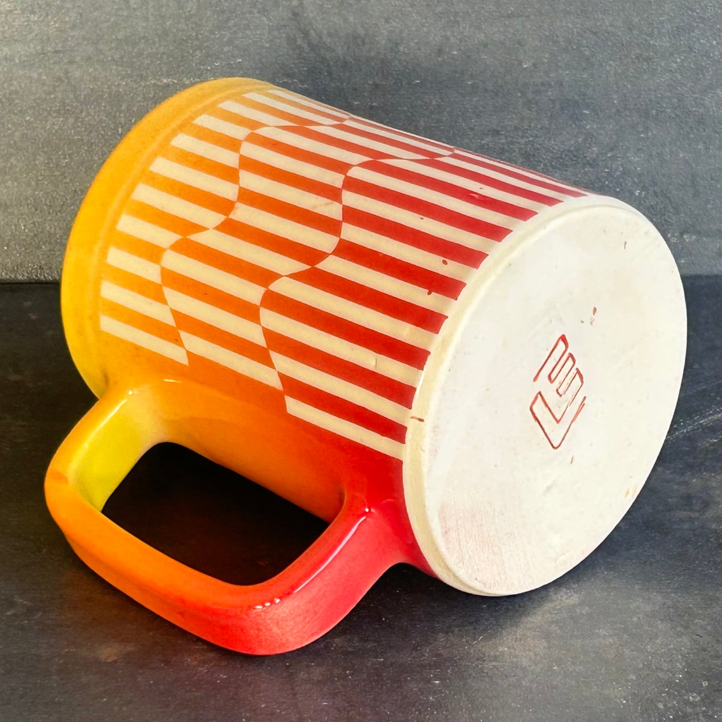 Wavy Stripe Mug -Sunset 1