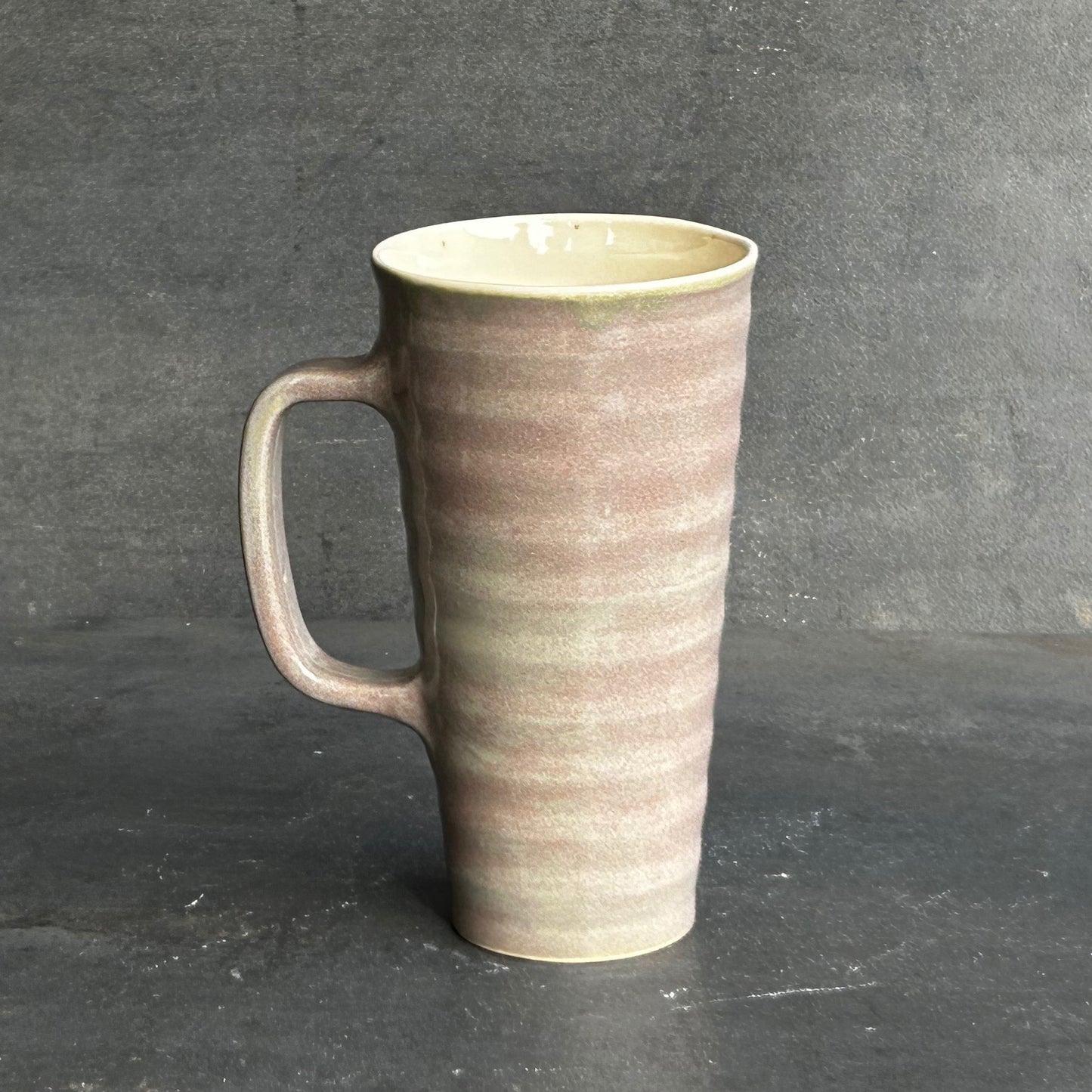 Wavy Mug - Toasted Sage / White