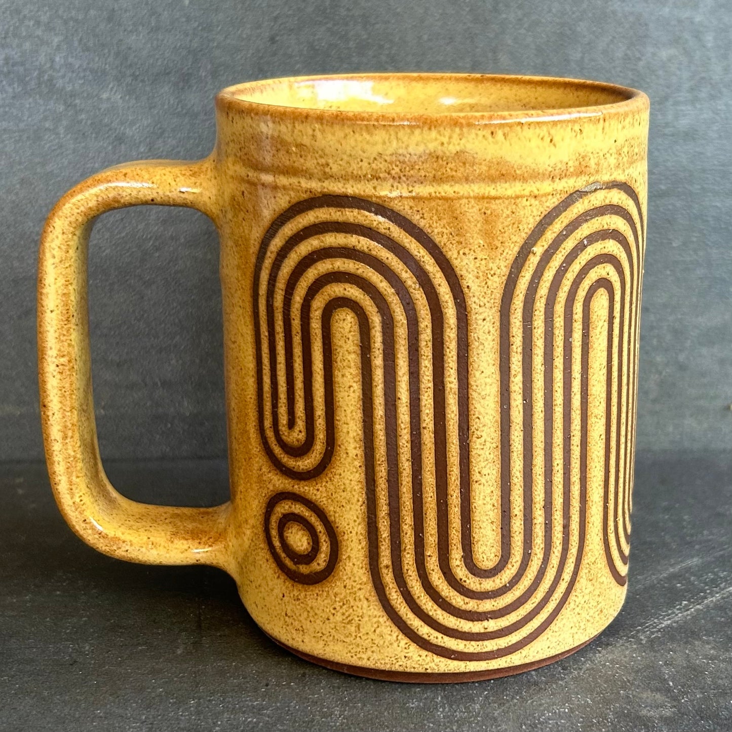 Big Wave Mug - Golden Shino / Rust