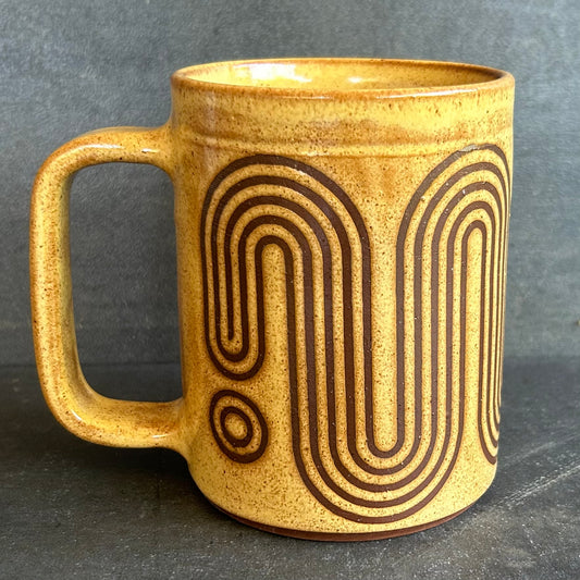 Big Wave Mug - Golden Shino / Rust