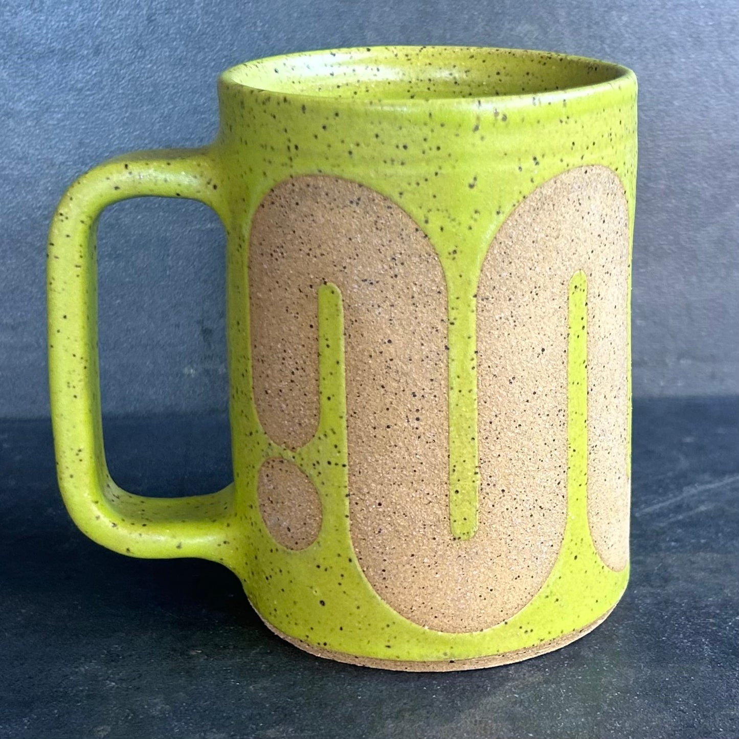 Big Wave Mug (solid) - Citrus Matte / Speckled Buff