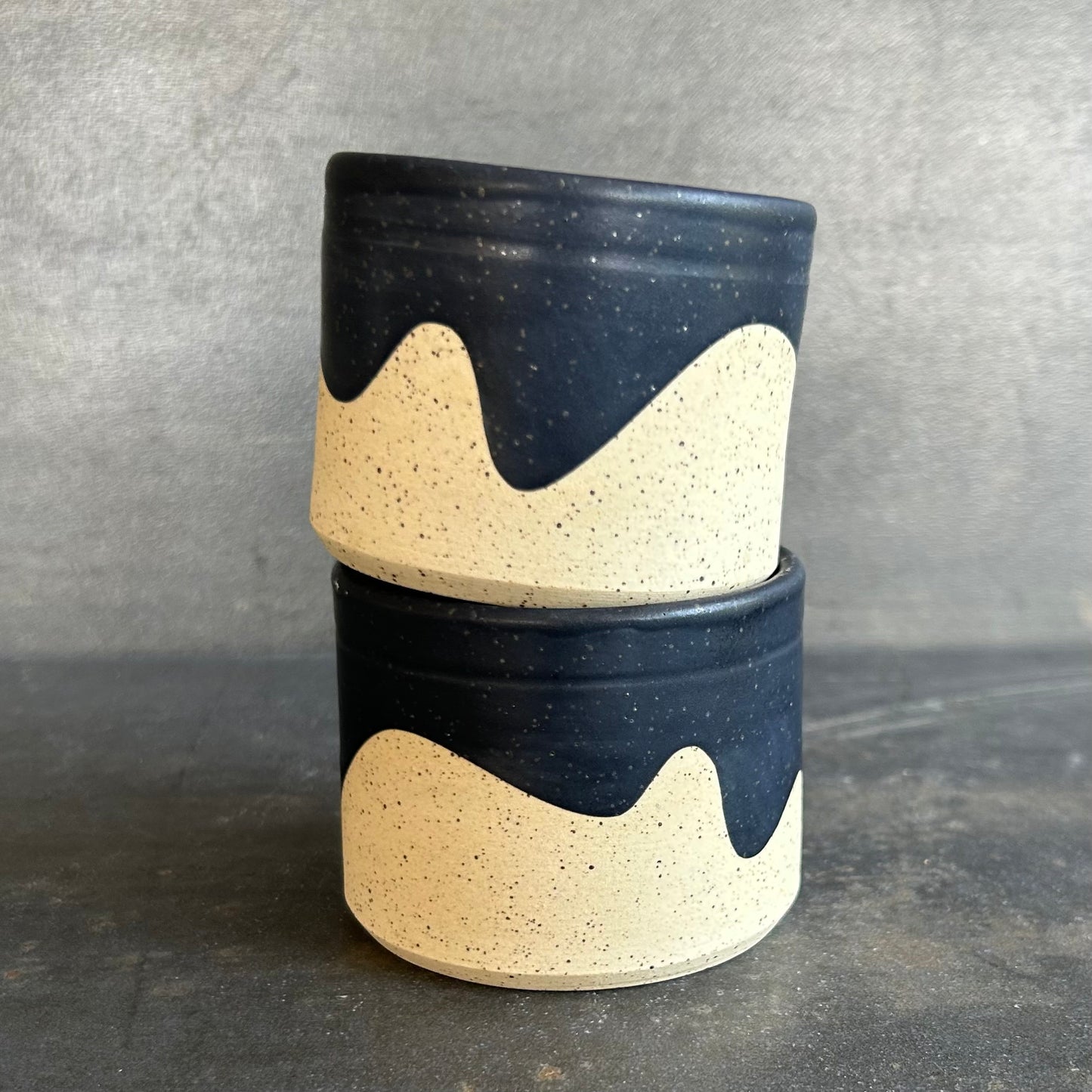 4oz. Wave Cortada Cup - Black Matte / Speckled White