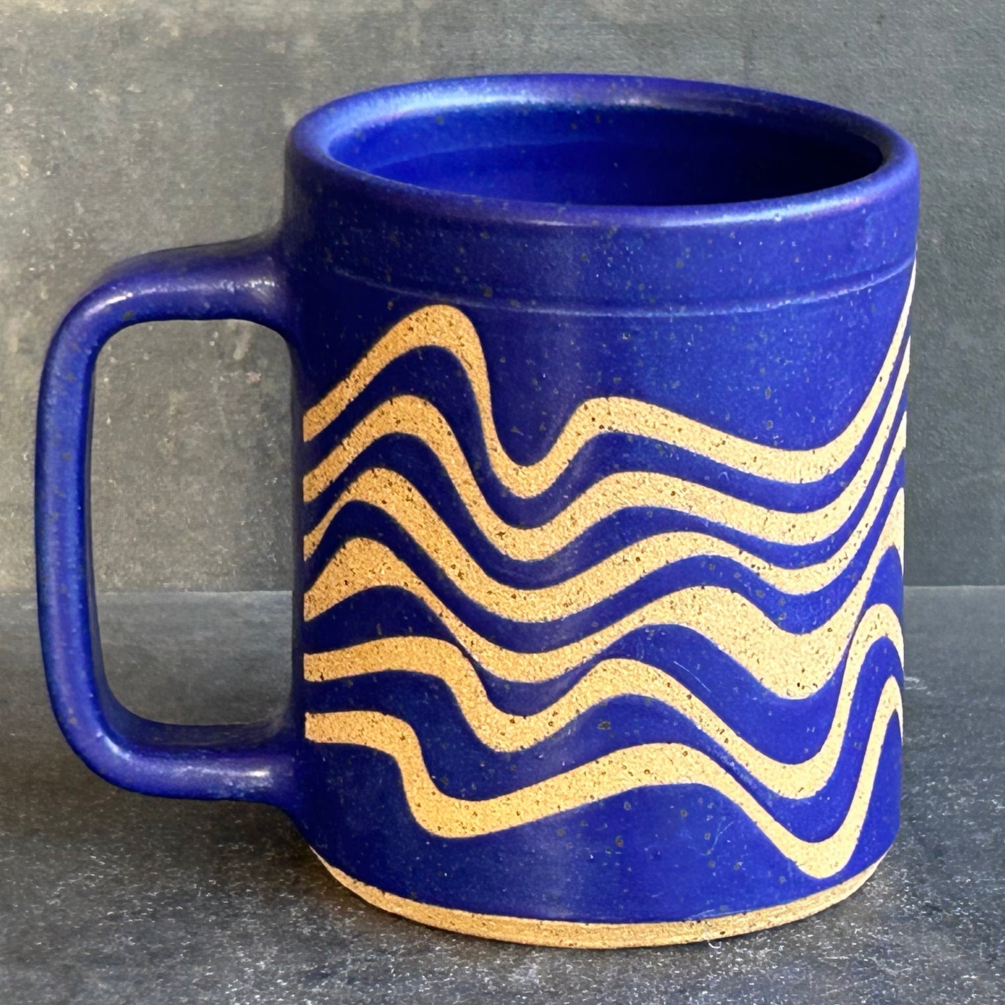 Wave Mug - Blue / Speckled Buff