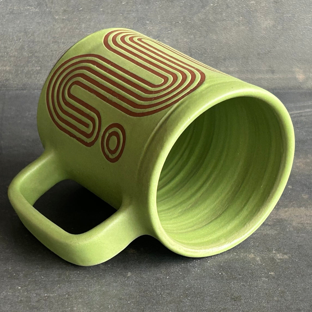 Big Wave Mug - Green Matte / Rust
