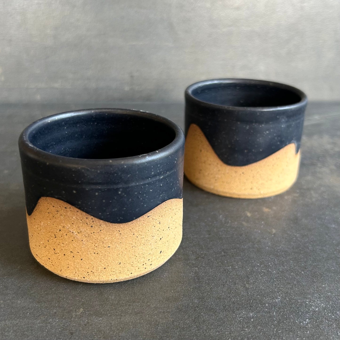 4oz. Wave Cortada Cup - Black Matte / Speckled Buff