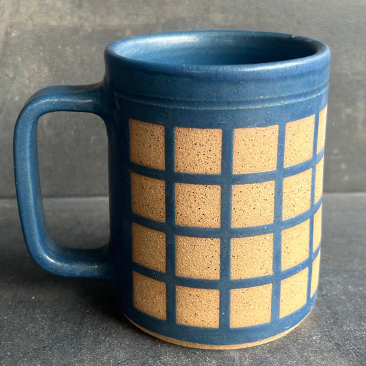 Lattice Mug - Midnight Matte / Speckled Buff