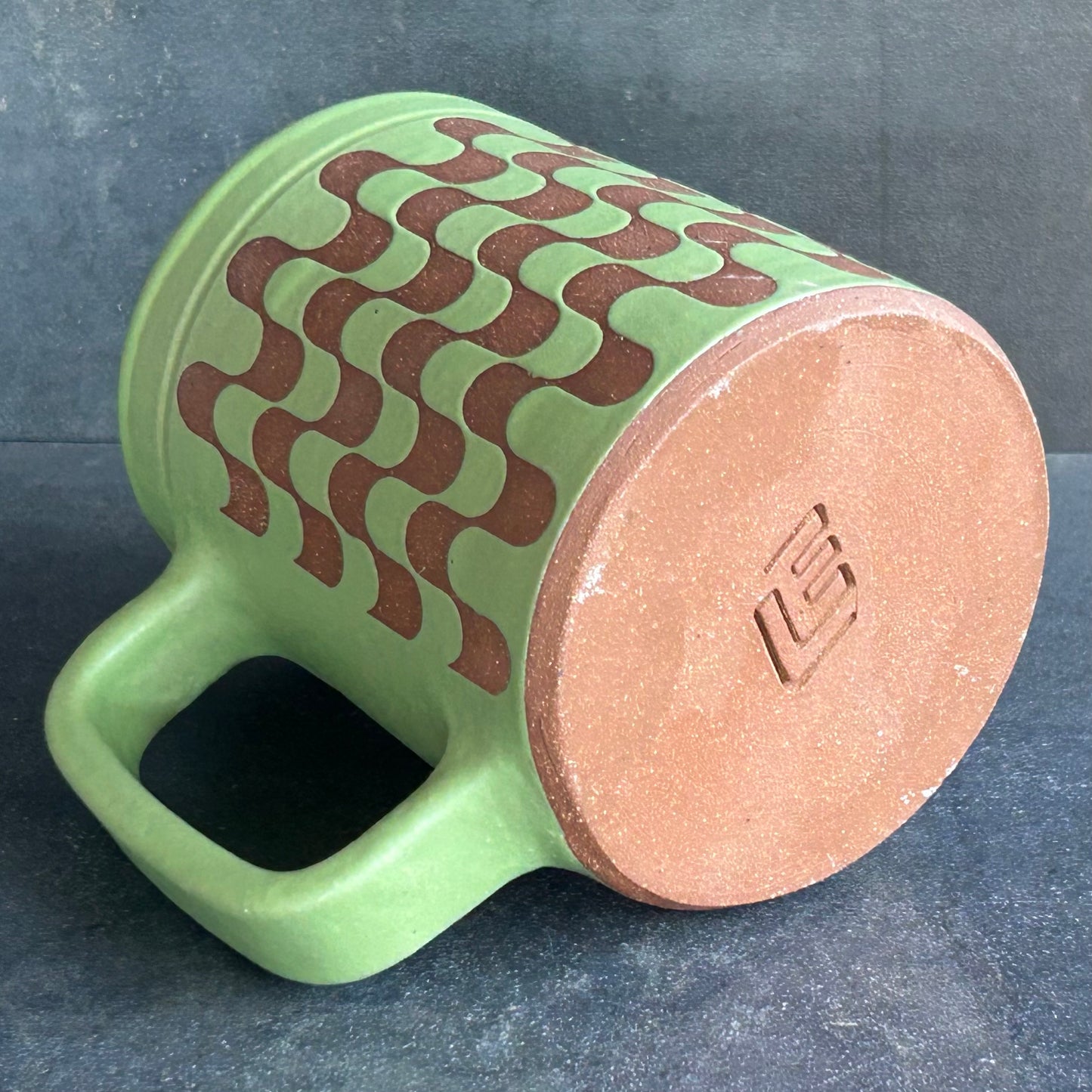 Retro Mug - Green Matte / Rust