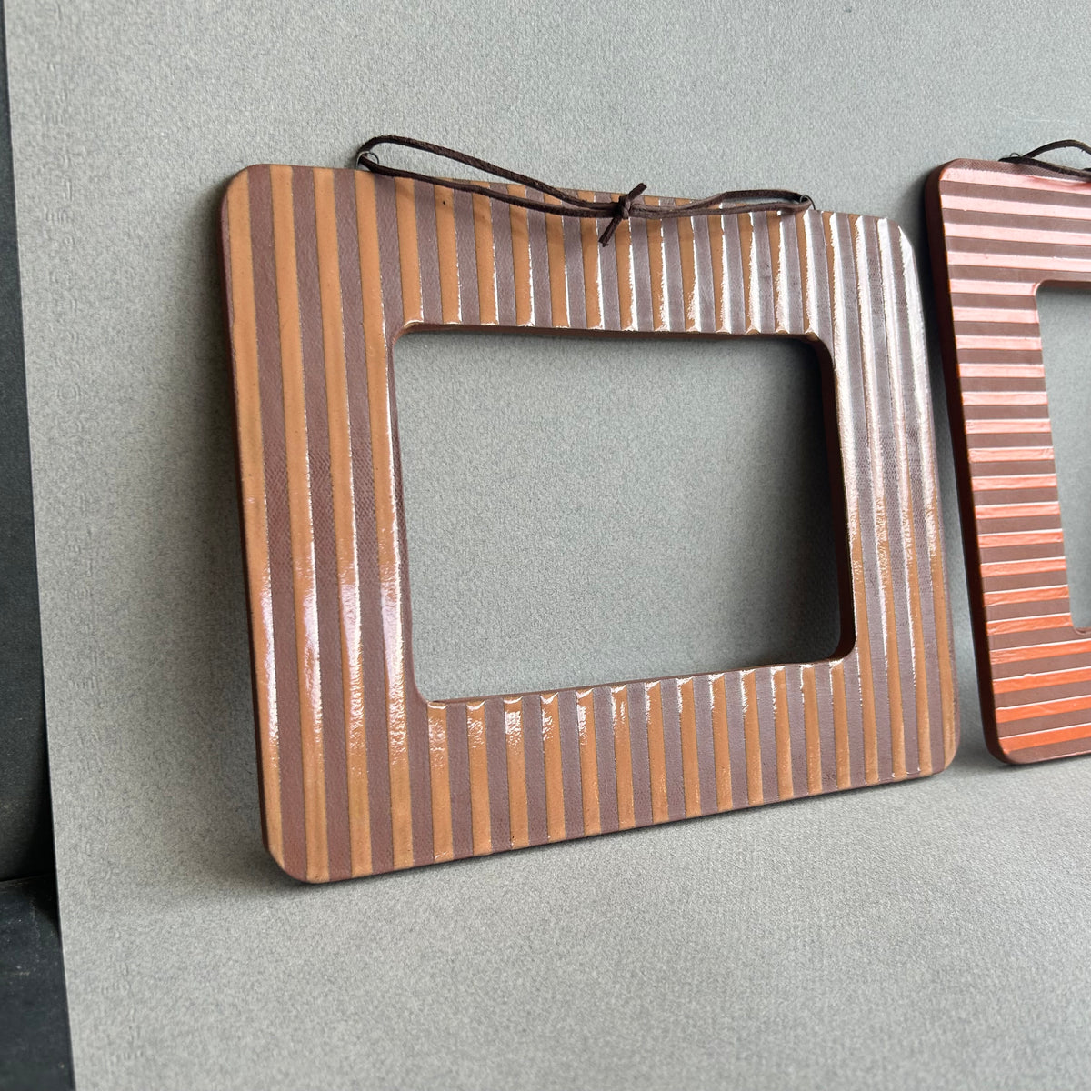 5x7 Stripe Frame - Nude / Rust