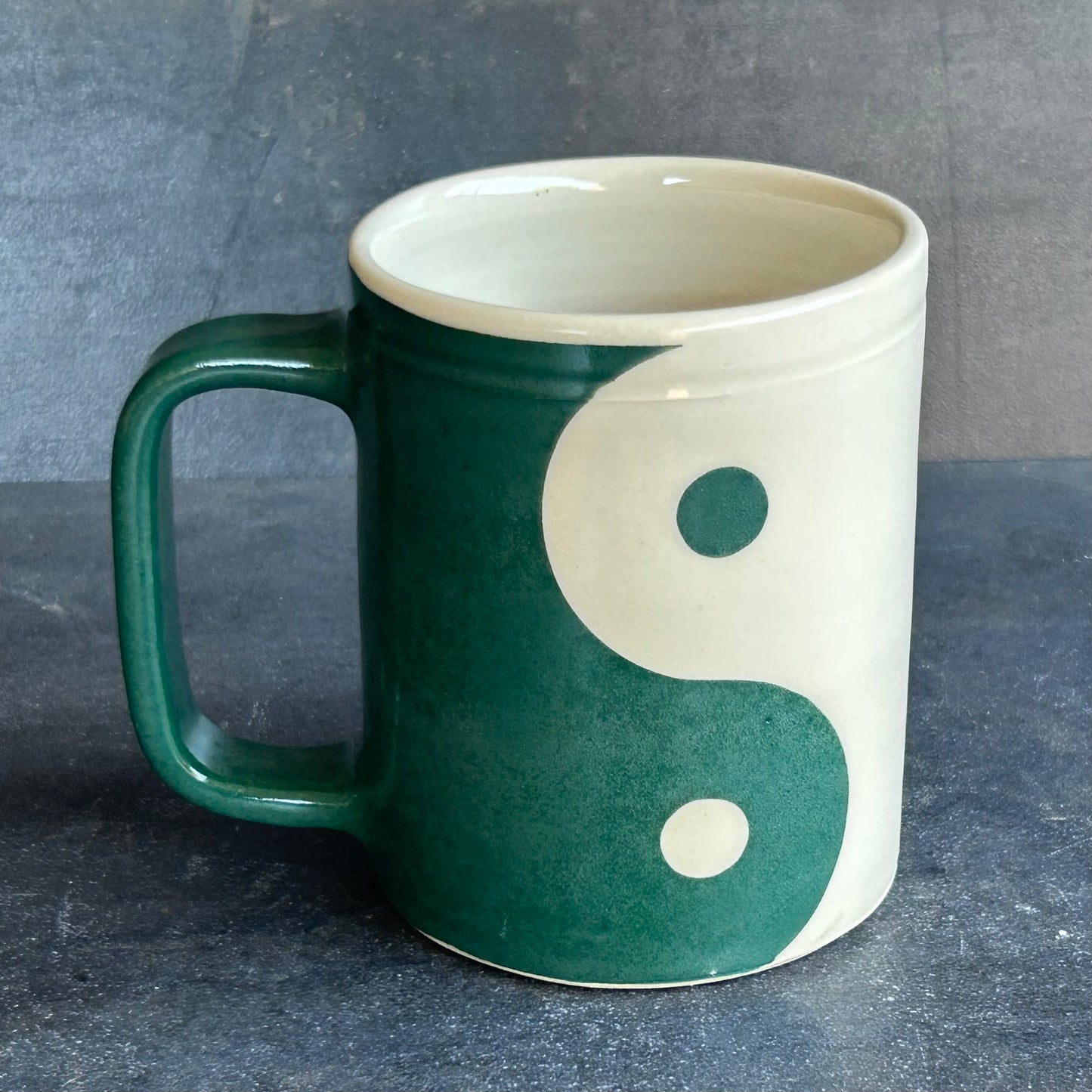 Yin Yang Mug - Green / White