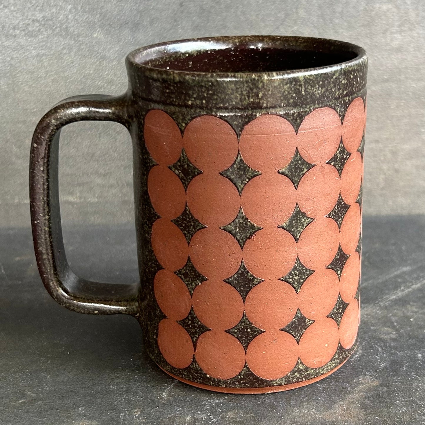 Dots Mug -Temmoku / Rust