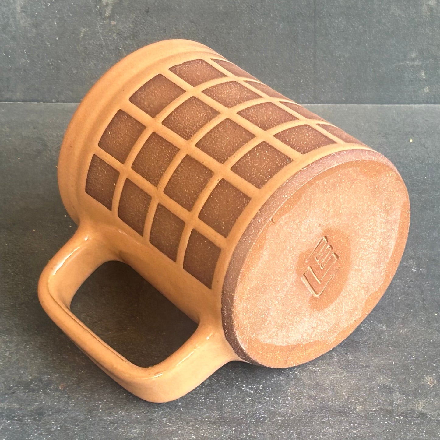 Lattice Mug - Nude / Rust