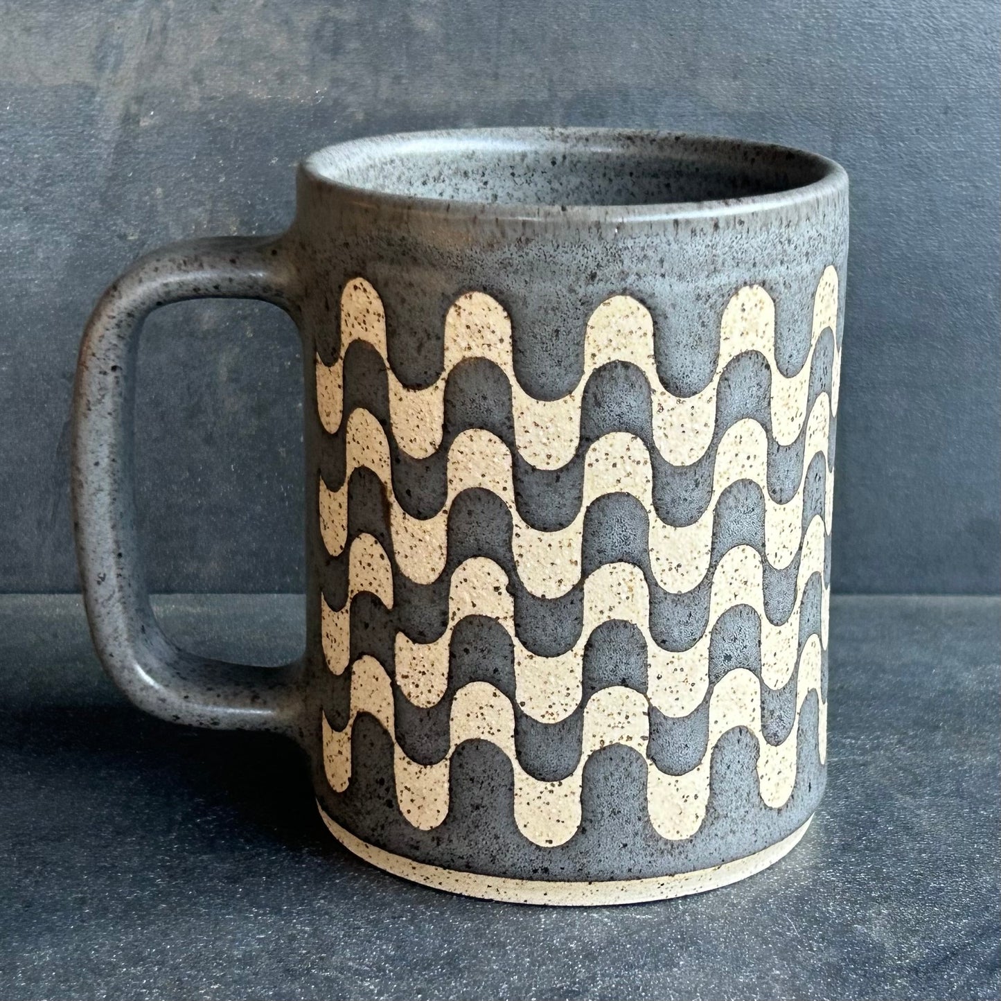 Retro Mug - Gray / White Speckle
