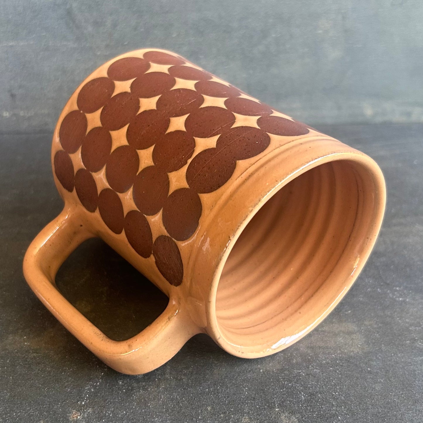 Dots Mug -Nude / Rust