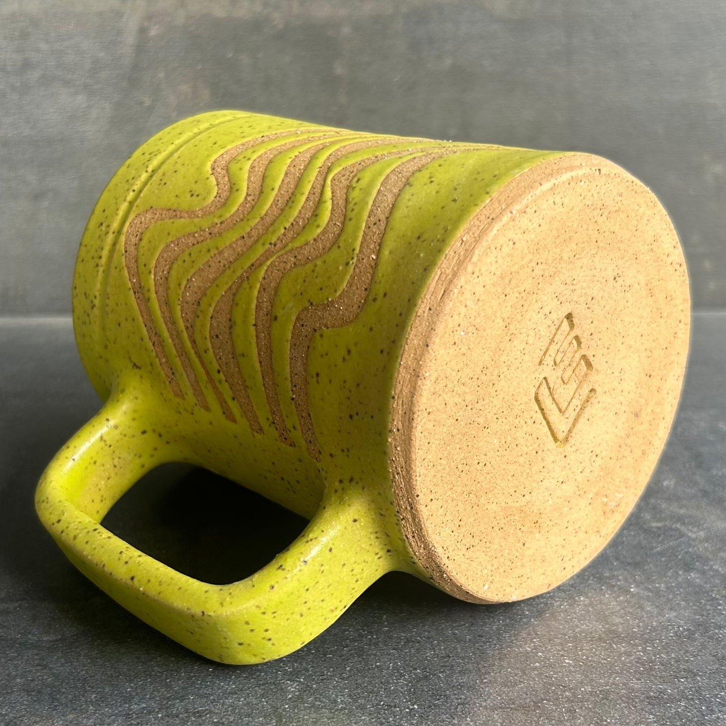 Wave Mug - Citrus Matte / Speckled Buff