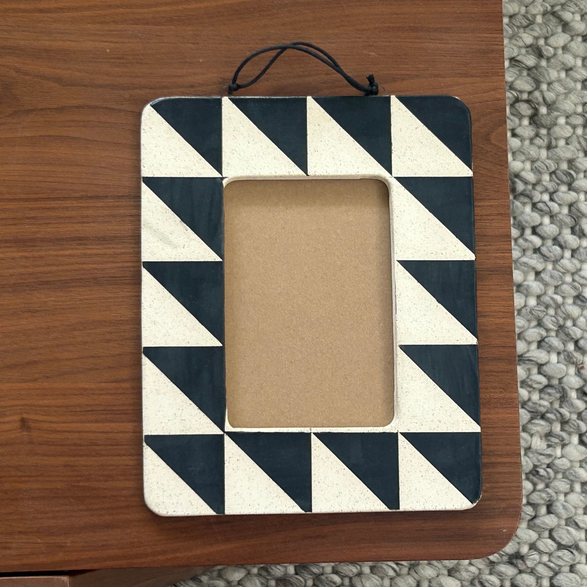 4x6 Triangle Frame - Black / Speckle White
