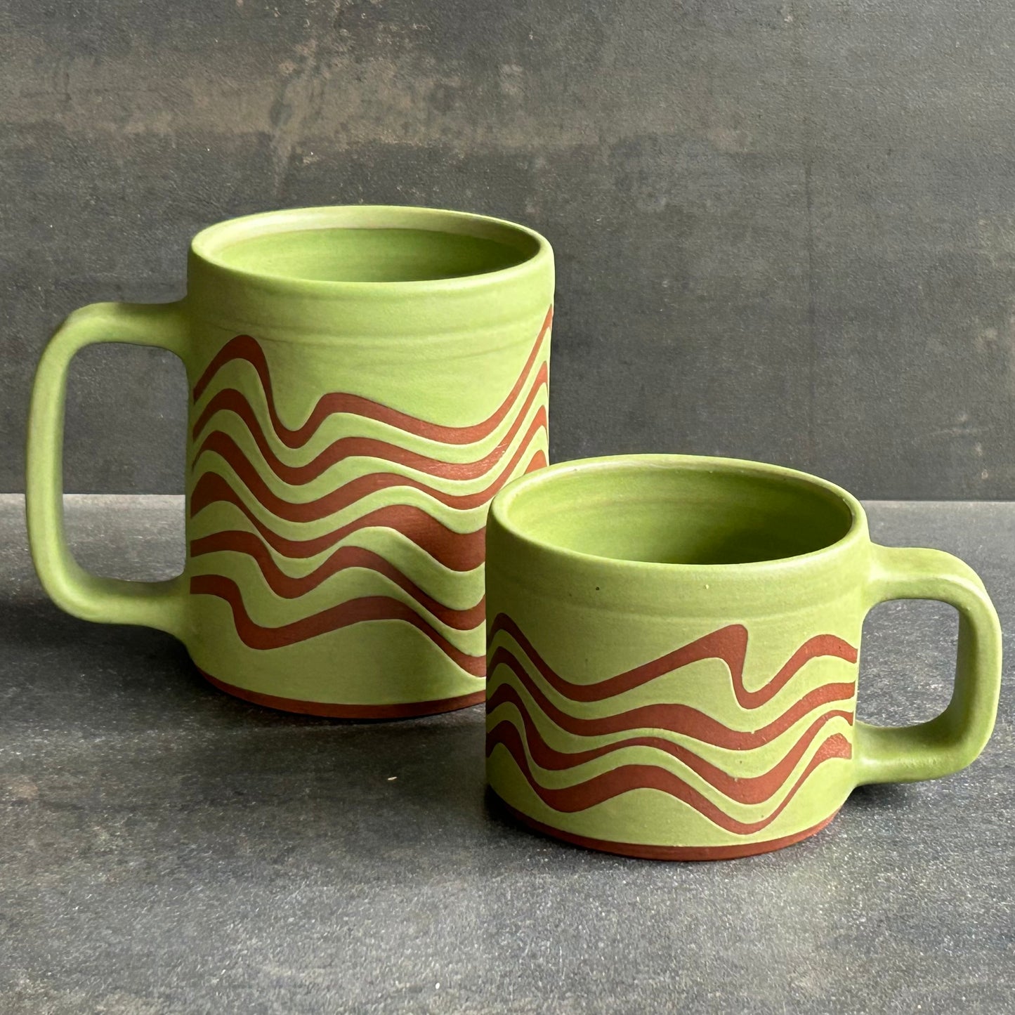 Mini Wave Mug - Green Matte / Rust