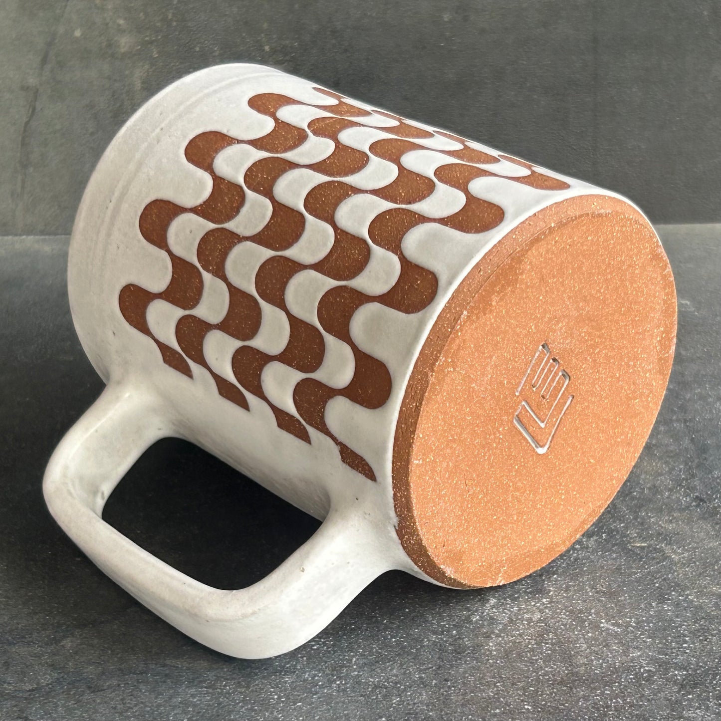 Retro Mug - White Matte / Rust