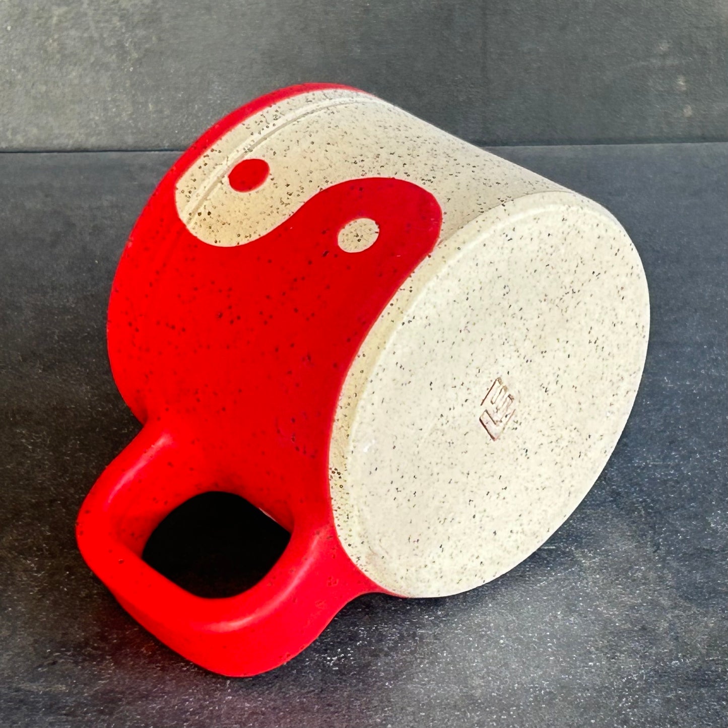 Mini Yin Yang Mug - Red Matte / Speckle