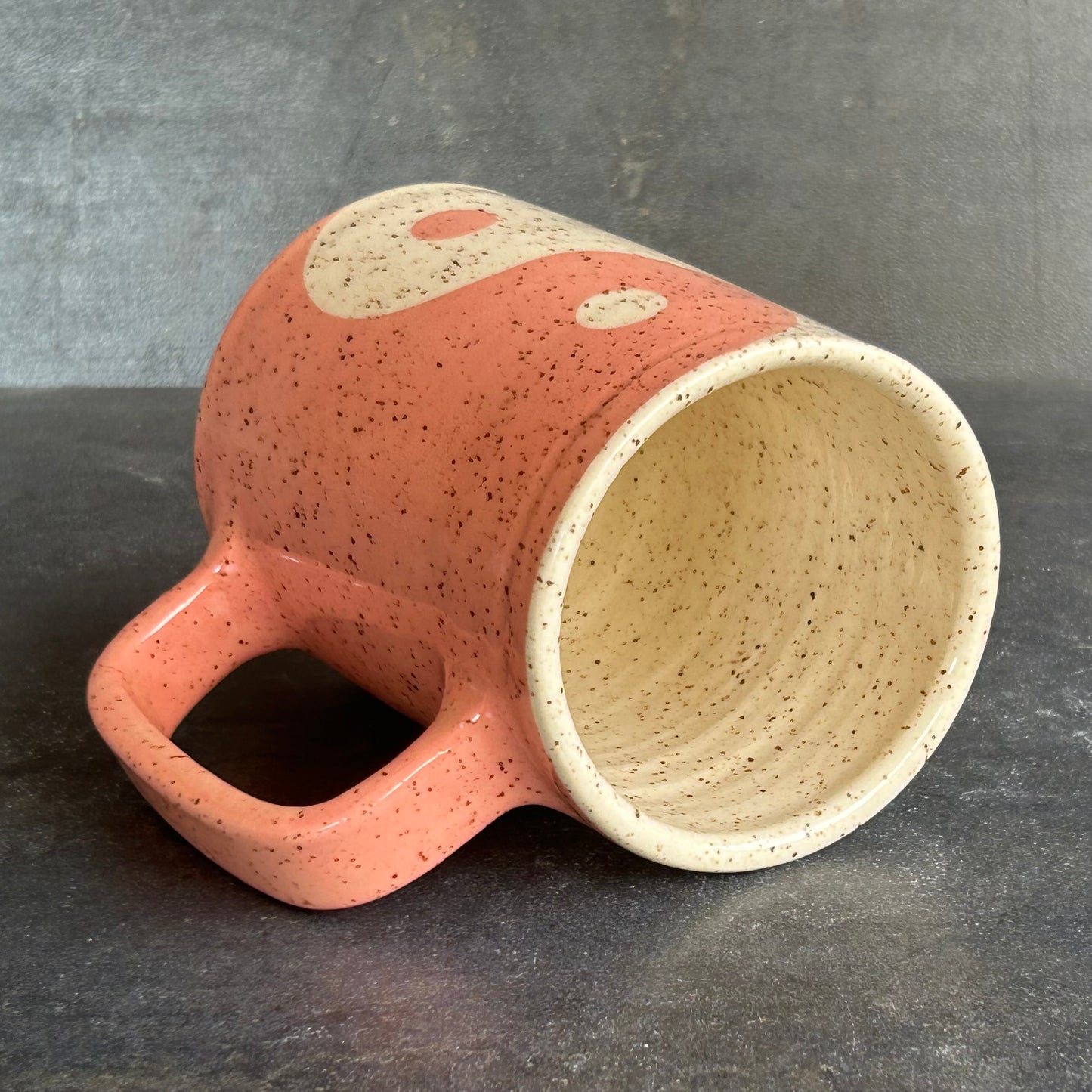 Yin Yang Mug - Pink / Speckle