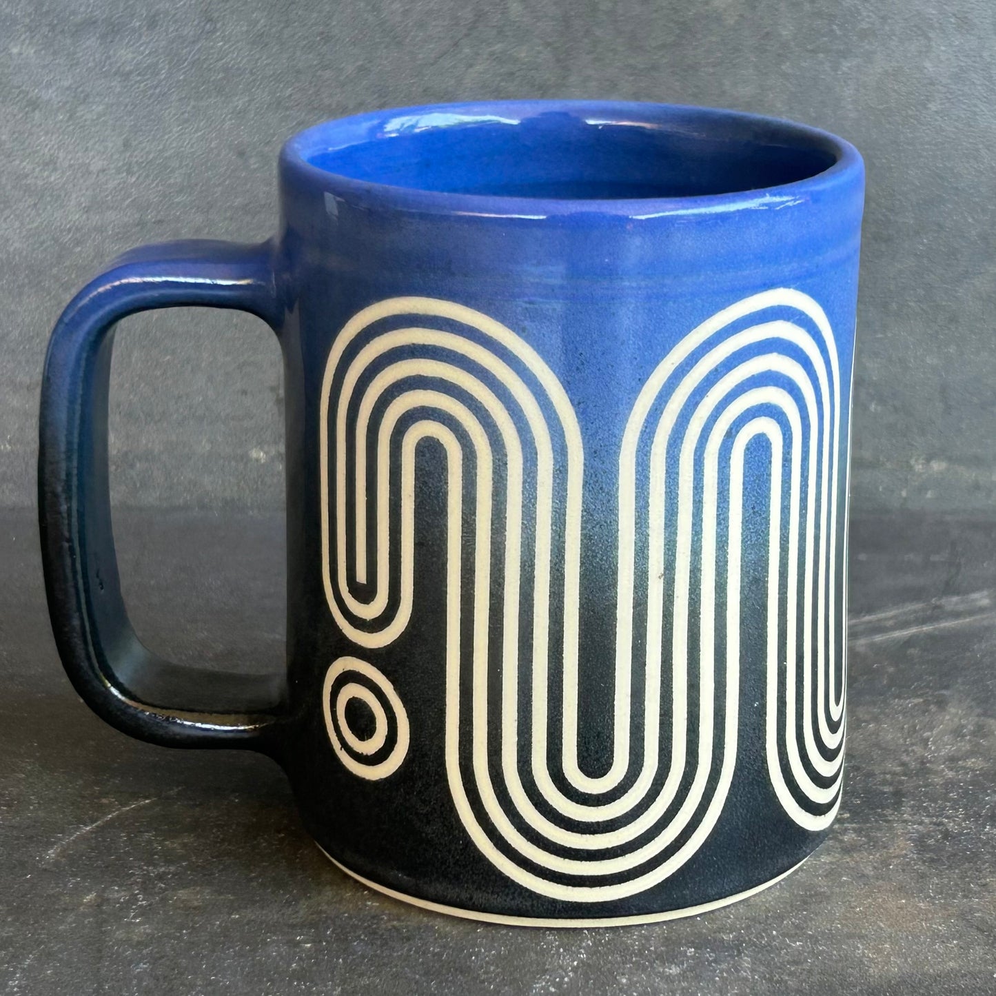 Big Wave Mug -  Fade Black to Blue