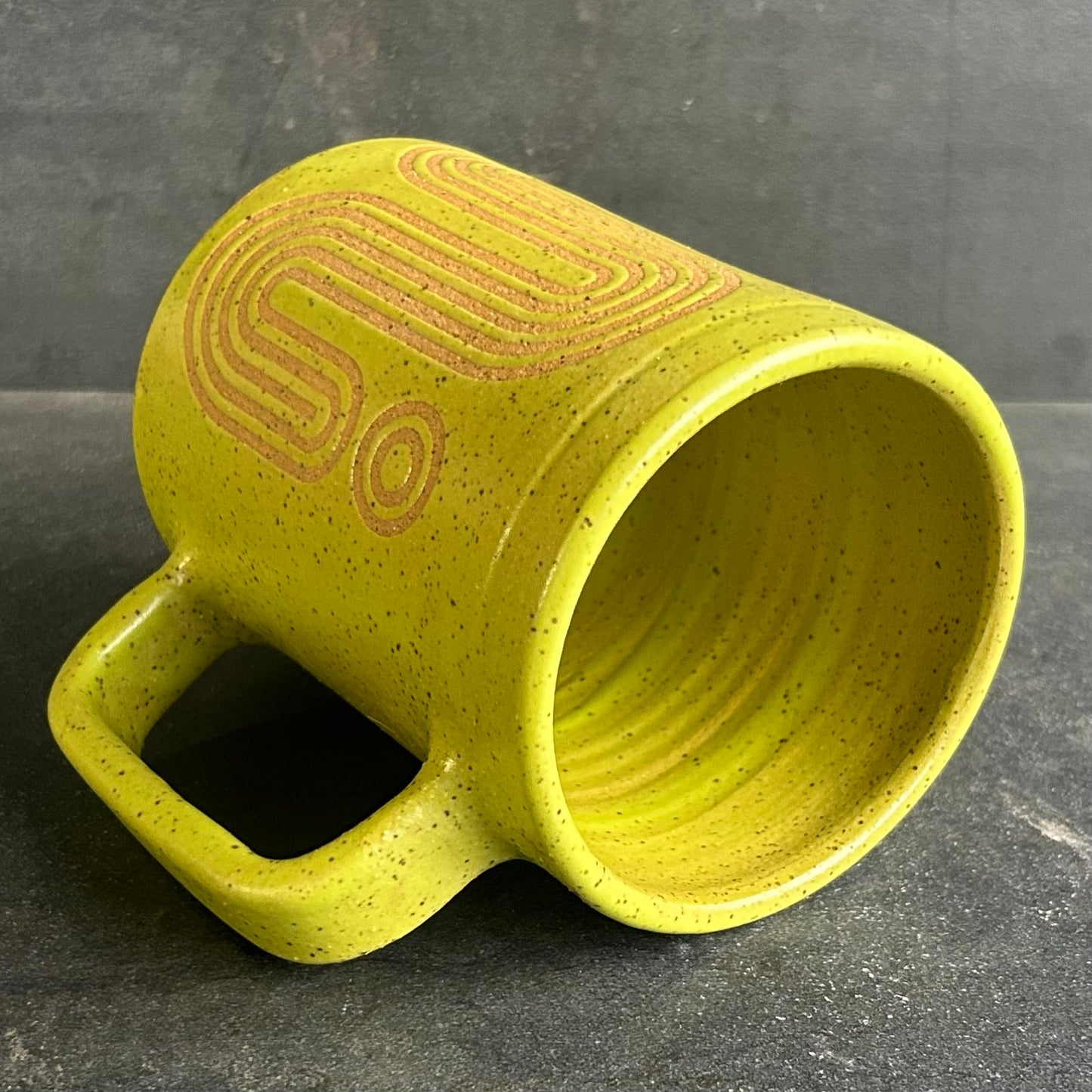 Big Wave Mug - Citrus Matte / Speckled Buff