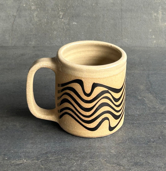 Wave Mug - Matte Sand / Black