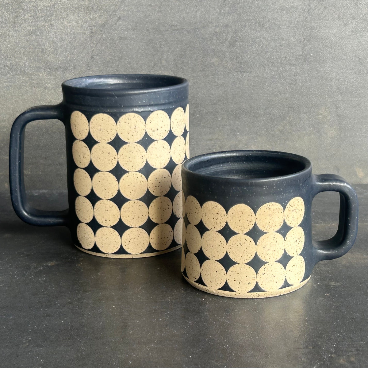 Mini Mug Dots - Matte Black / Speckled White